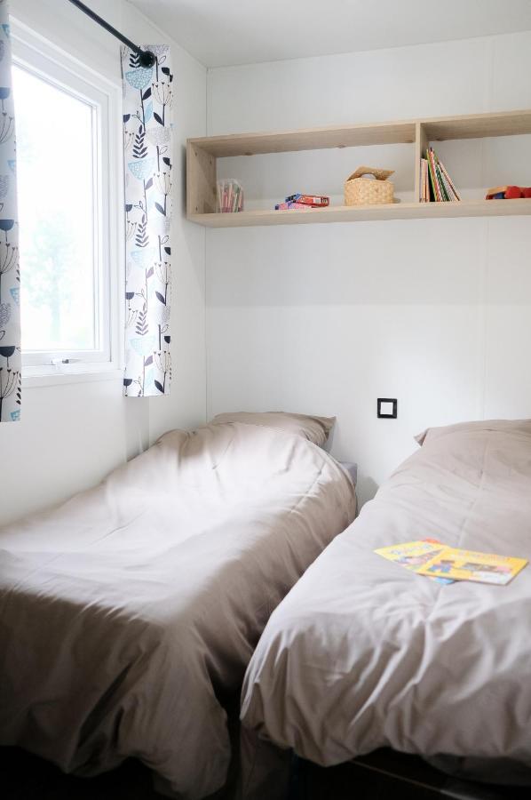 Mobil Home Xxl2 4 Chambres - Camping Chateau La Foret Saint-Julien-des-Landes ภายนอก รูปภาพ